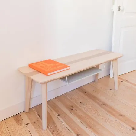 Historical Santos Iii Apartment Lisbon