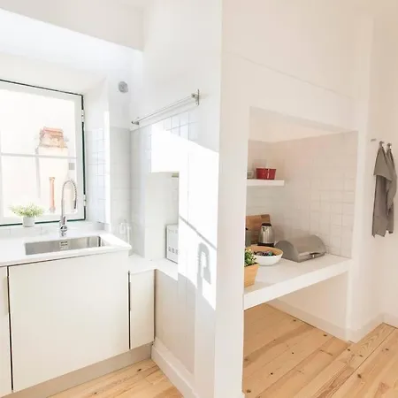 Historical Santos Iii