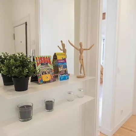 Historical Santos Iii